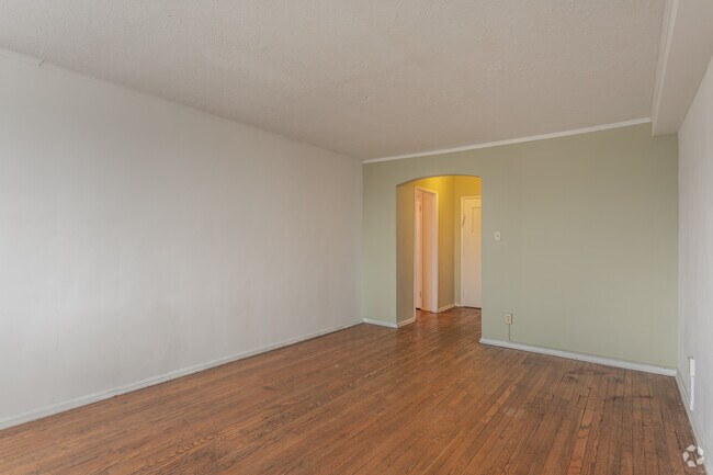 1BD 1BA 600 sq. ft. - University Commons Apartments
