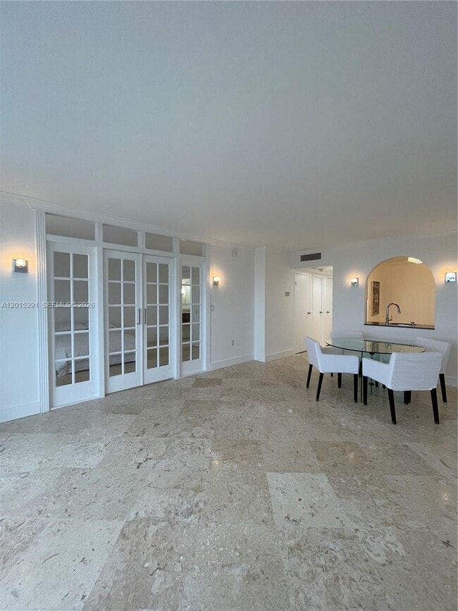 Photo - 3625 N Country Club Dr Unidad 907