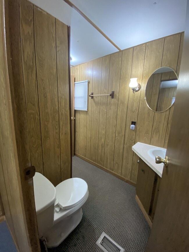 Photo - 74980 444th Rd