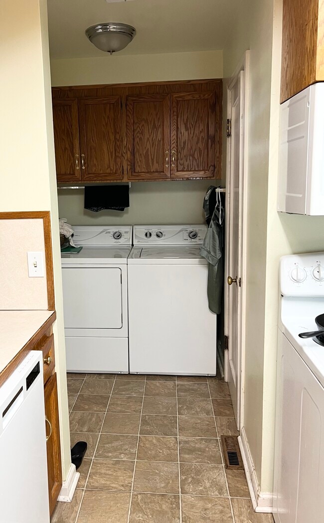 Photo - 1309 S Vermont Ave