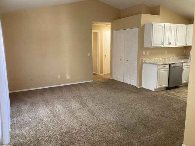 Photo - (HAI) Cozy 2-Bedroom, 1-Bathroom Home!