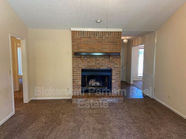 Photo - 7405 Cedar Creek Loop