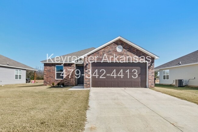Building Photo - Beautiful and Spacious Home!