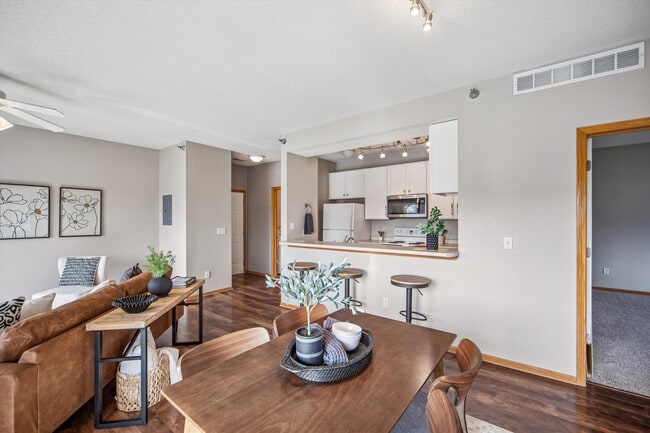 Photo - 1320 SE Florence Dr Unit 3
