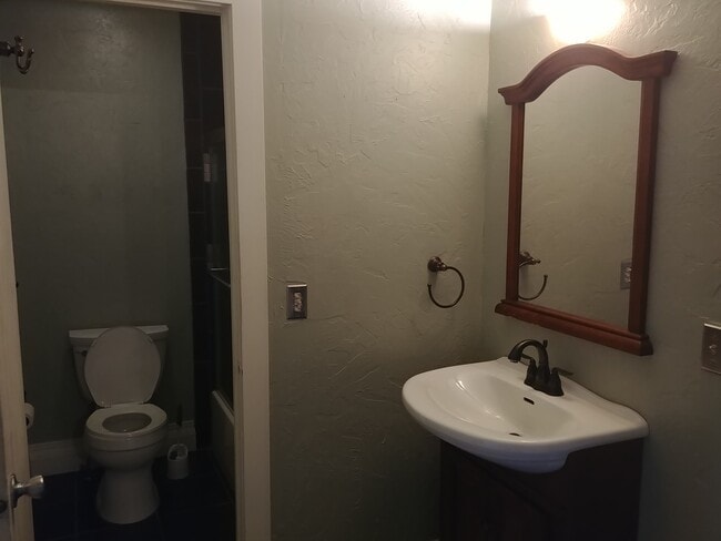 Photo - 27 Balsam Ct