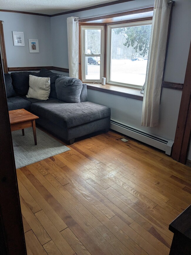 Photo - 112 Old Bridge St