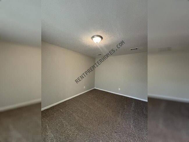 Photo - 2221 Dorchester Dr