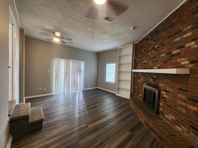 4425 Boyce Rd