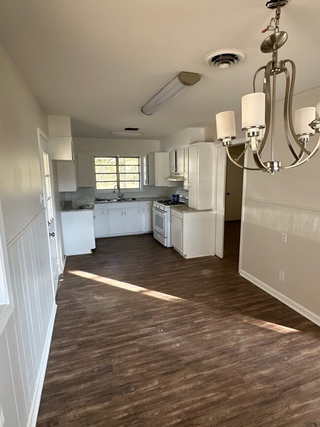 Photo - 316 Wallace Dean Rd