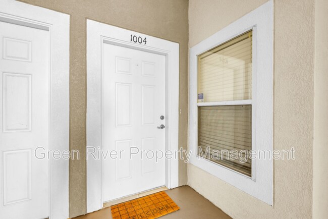 Building Photo - 7920 Merrill Rd Unit 1004