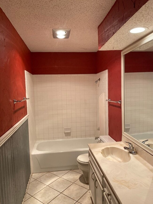 Photo - 9303 Flint Ave