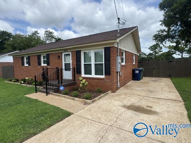 Photo - 2849 Greenside Dr NW