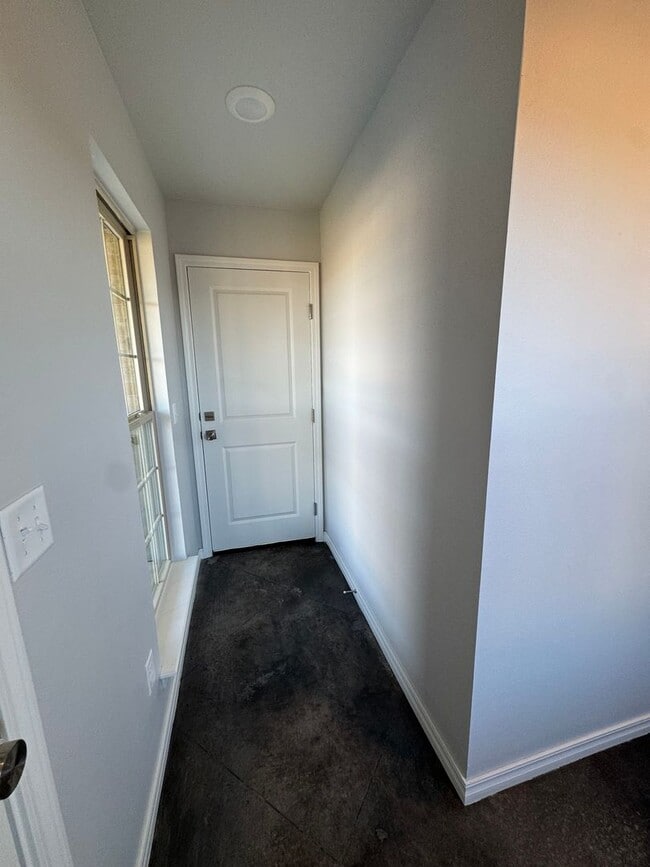 Photo - Located in the Glendale Area!!! New Build "Be the 1st to live HERE!!! 1/2 off special 1st month rent