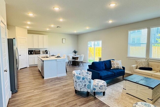 Photo - 5935 W Hausman Rd