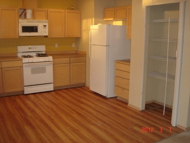 Photo - Woodinville Greenbrier. 4 bed 2.5 bath. 2 car garage. 1780 square feet