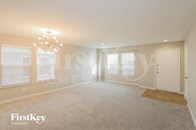 Photo - 3905 Mantis St