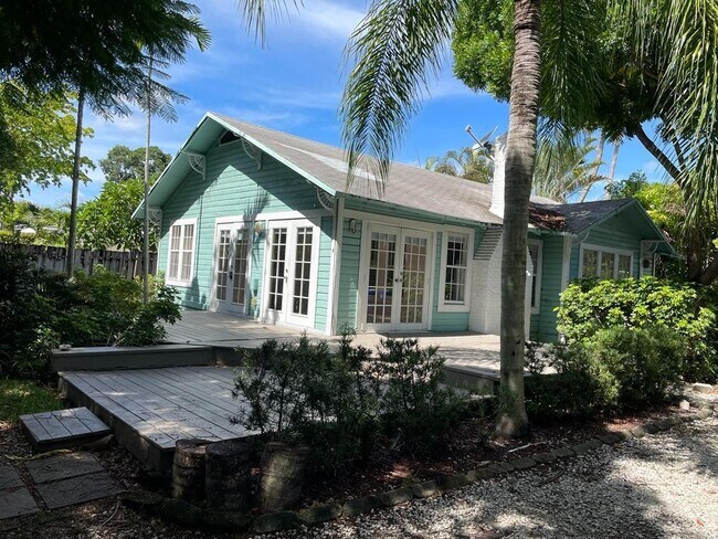 Photo - 509 SW 8th St