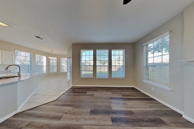 Photo - 9658 Therrell Dr