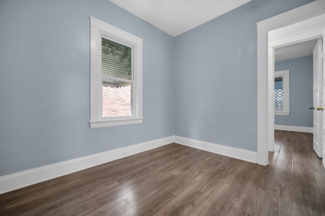 Photo - 2826 E 124th St Unit B