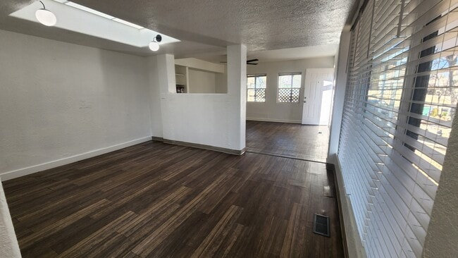 Photo - 2355 S Hooker Way House