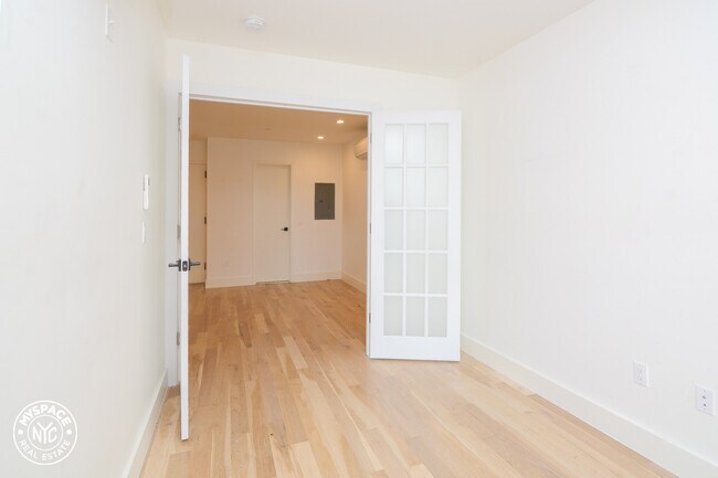 Photo - 830 St Johns Pl Unit 5J