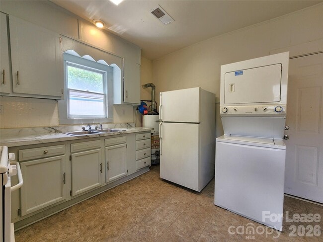 49 Cline Ave SW