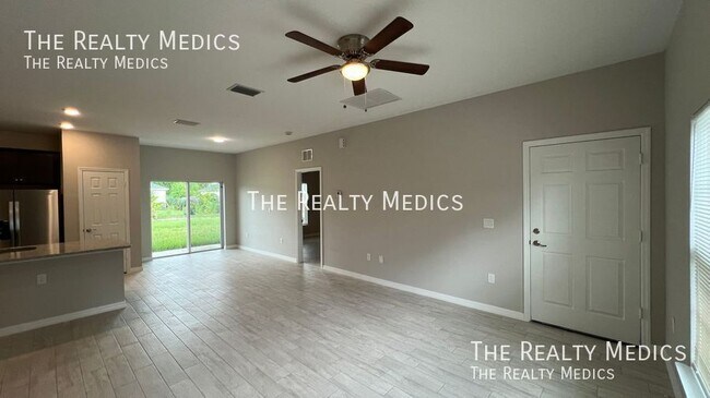 Photo - 3290 Halden Ave SE