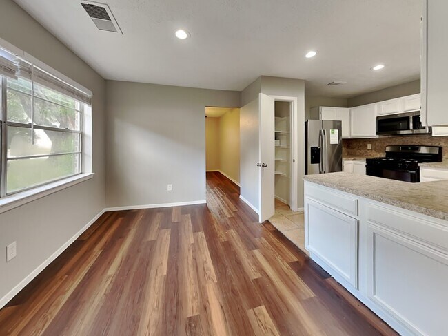 Photo - 19803 Edensborough Dr