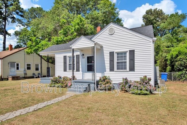 Photo - 113 Willborough Ave