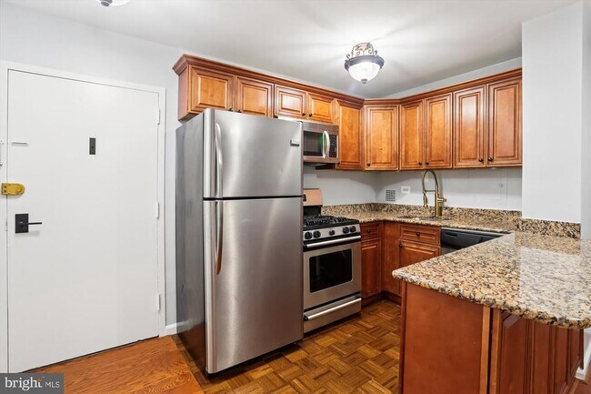 Photo - 950 25th St NW Unidad 407-N