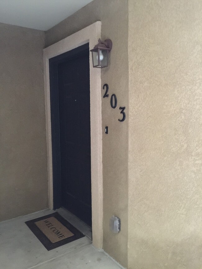 Photo - Beautiful Condo in Desirable Saddleback Ridge