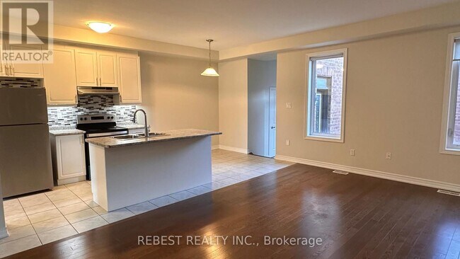 Photo - 220 Coronation Rd