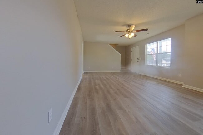 Photo - 13 Walnut Grove Way