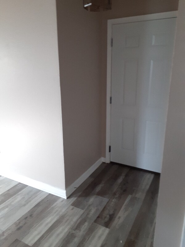 Photo - 1015 SE 40th St