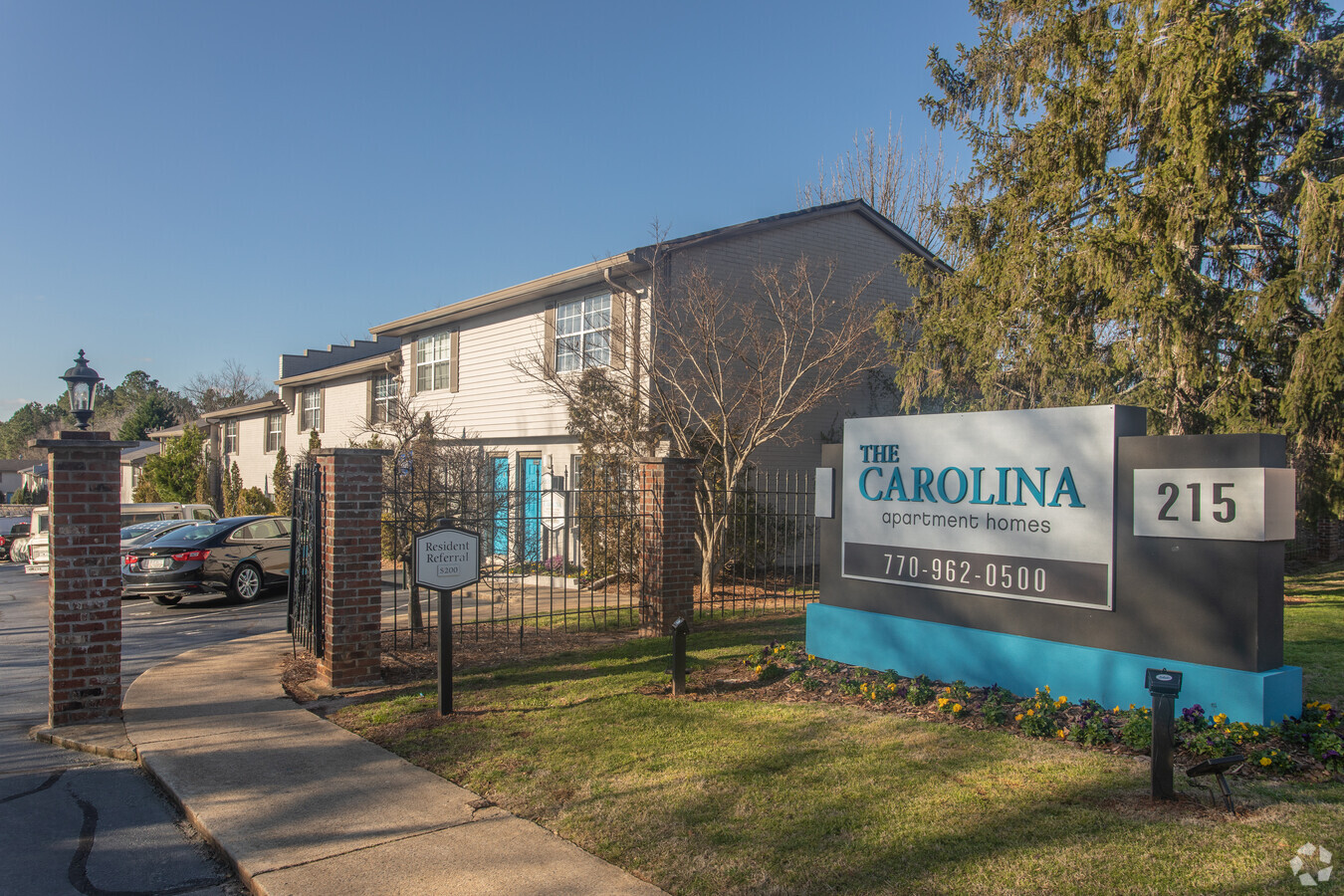 215 Paper Mill Rd - The Carolina Apartments