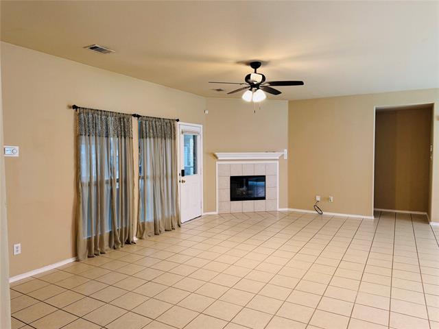 Photo - 11956 Kingsville Dr