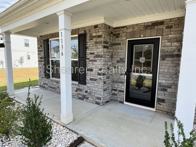 1136 Ashe Mdw Dr