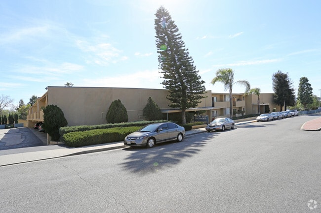 Mount Clef Apartments
