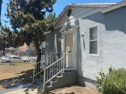 1401 E 52nd St - 1401 E 52nd St