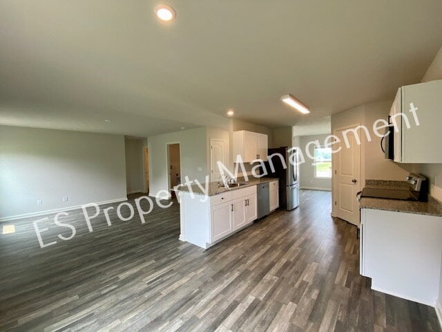 Photo - Lovely 5 Bedroom 3 Bathroom New Build in Muncie!
