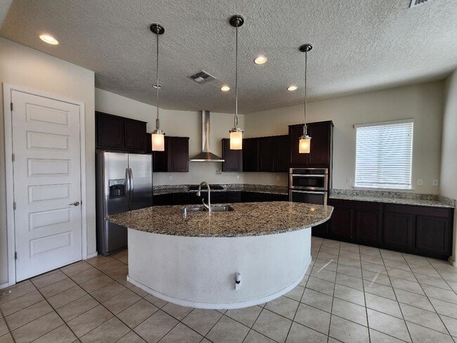 Photo - 4302 Neblina Dorada