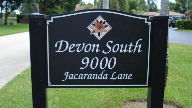 Building Photo - 9000 Jacaranda Ln Unit 207