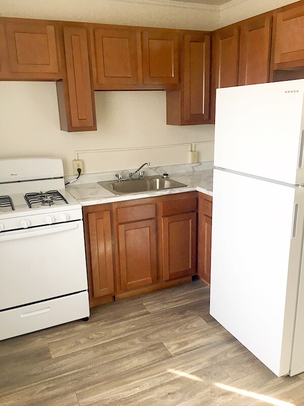 Photo - Parkwood Apartments