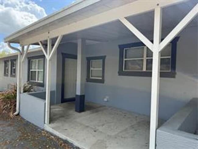 Building Photo - Leesburg Duplex