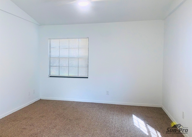 Photo - 1019 Fox Trace Ct