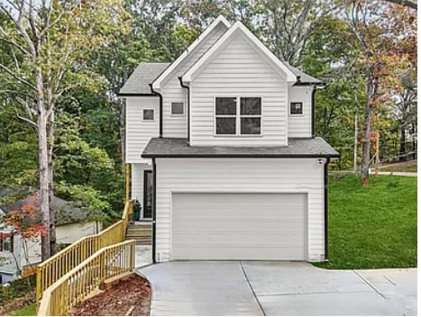 Building Photo - 3925 Pineshore Cir