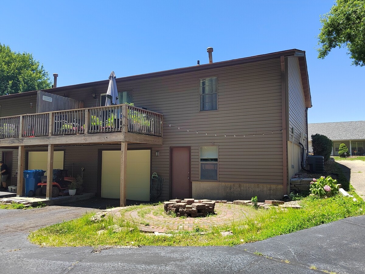 Photo - 8 Cougar Dr Unit Norman