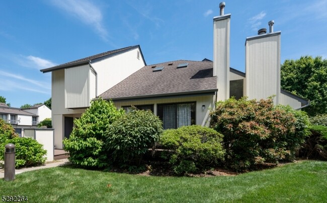 Photo - 221 Arrowood Way House