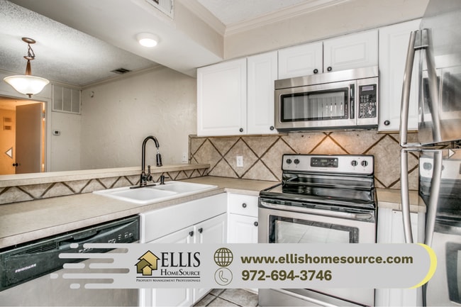 Building Photo - 2621 Piedras Dr Unit 1