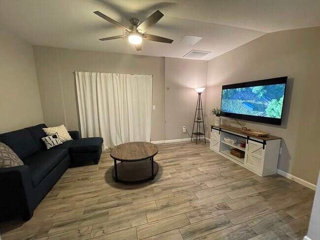 Photo - 4561 N Preston Dr